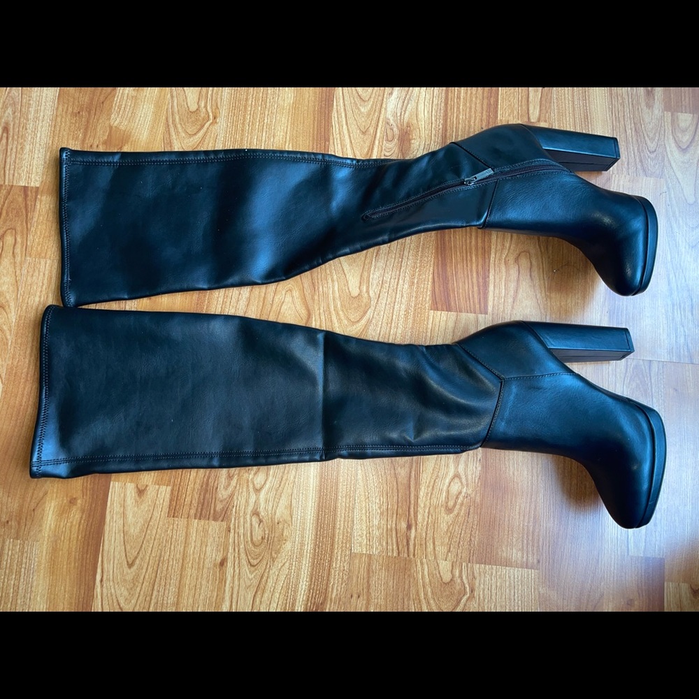 JESSICA SIMPSON BLACK BOOTS SIZE 8M/38 KNEE HIGH